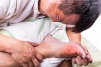 Can Gout Cause Difficulty Walking?